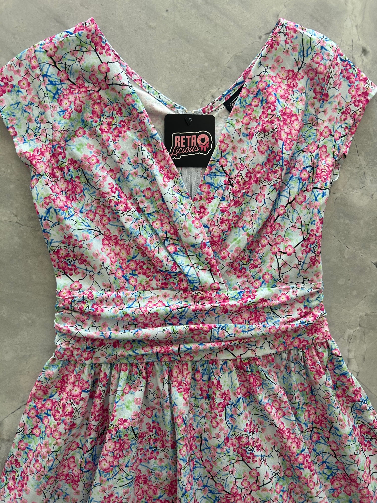 Vintage Floral Greta hot Dress - Retrolicious