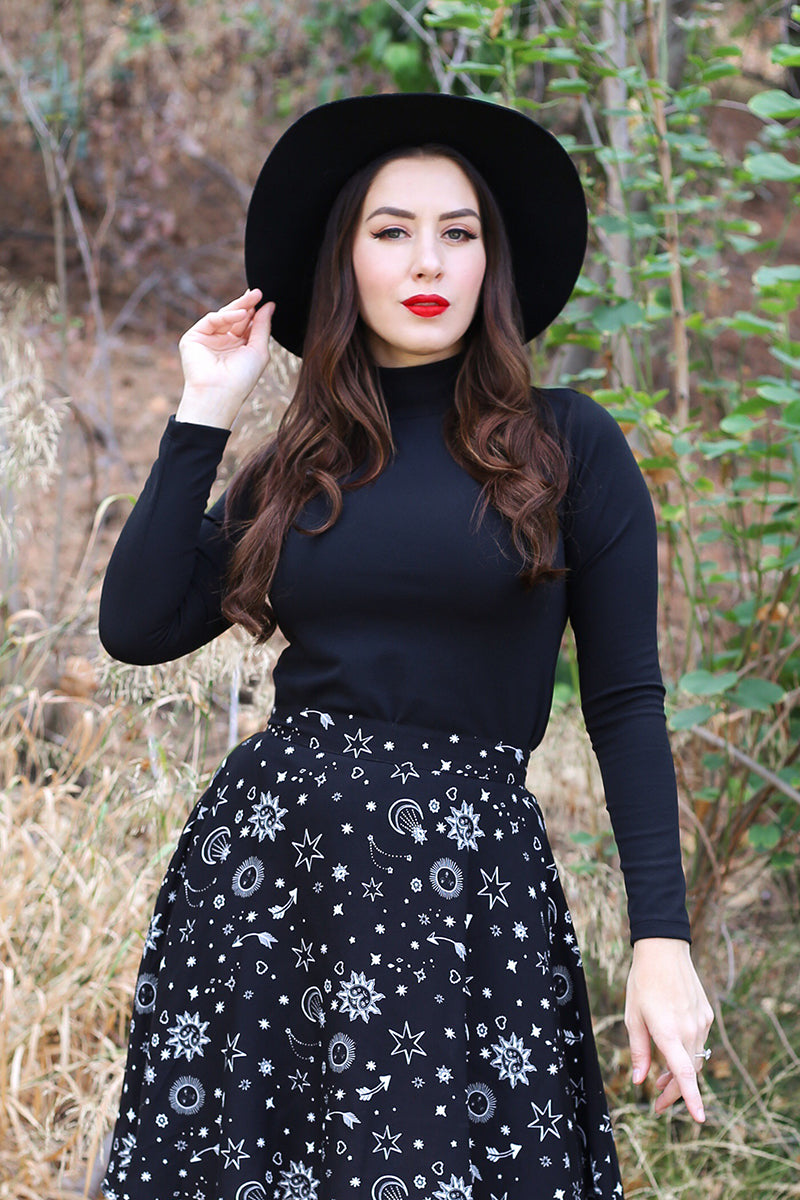 Black Tights with Black Skater Dress Outfits (23 ideas & outfits